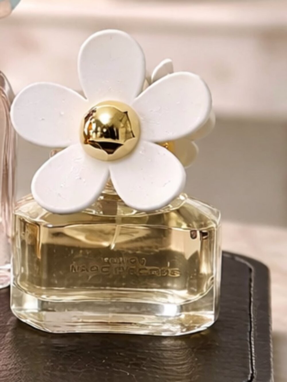 Marc Jacobs Daisy
